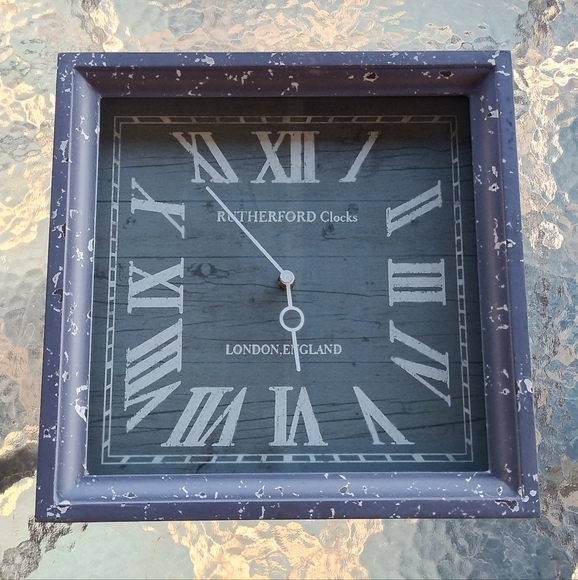 Rutherford Wall Clock London England 14 " Grey Big Sturdy Square Clock - Picture 2 of 7